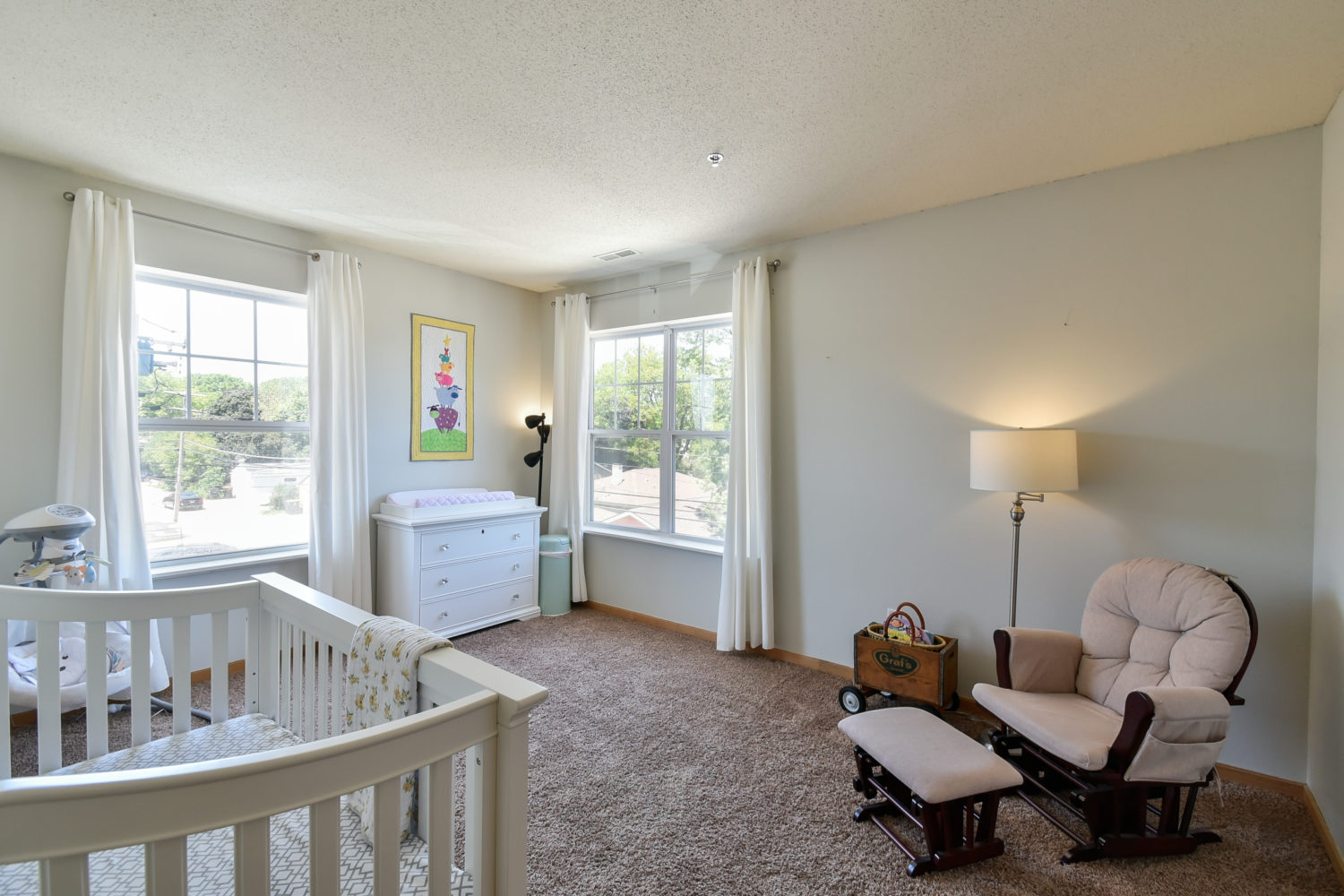 10900 W. Bluemound Rd. 215, Wauwatosa, WI 53226 Firefly Real Estate