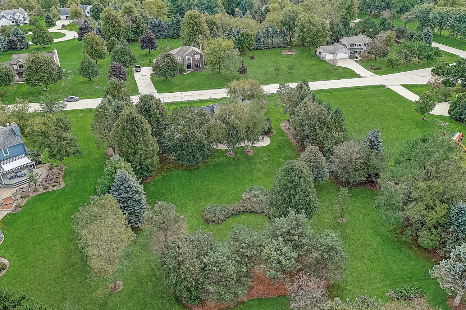 2373 Hillcrest Dr., Delafield, WI 53018 Firefly Real Estate