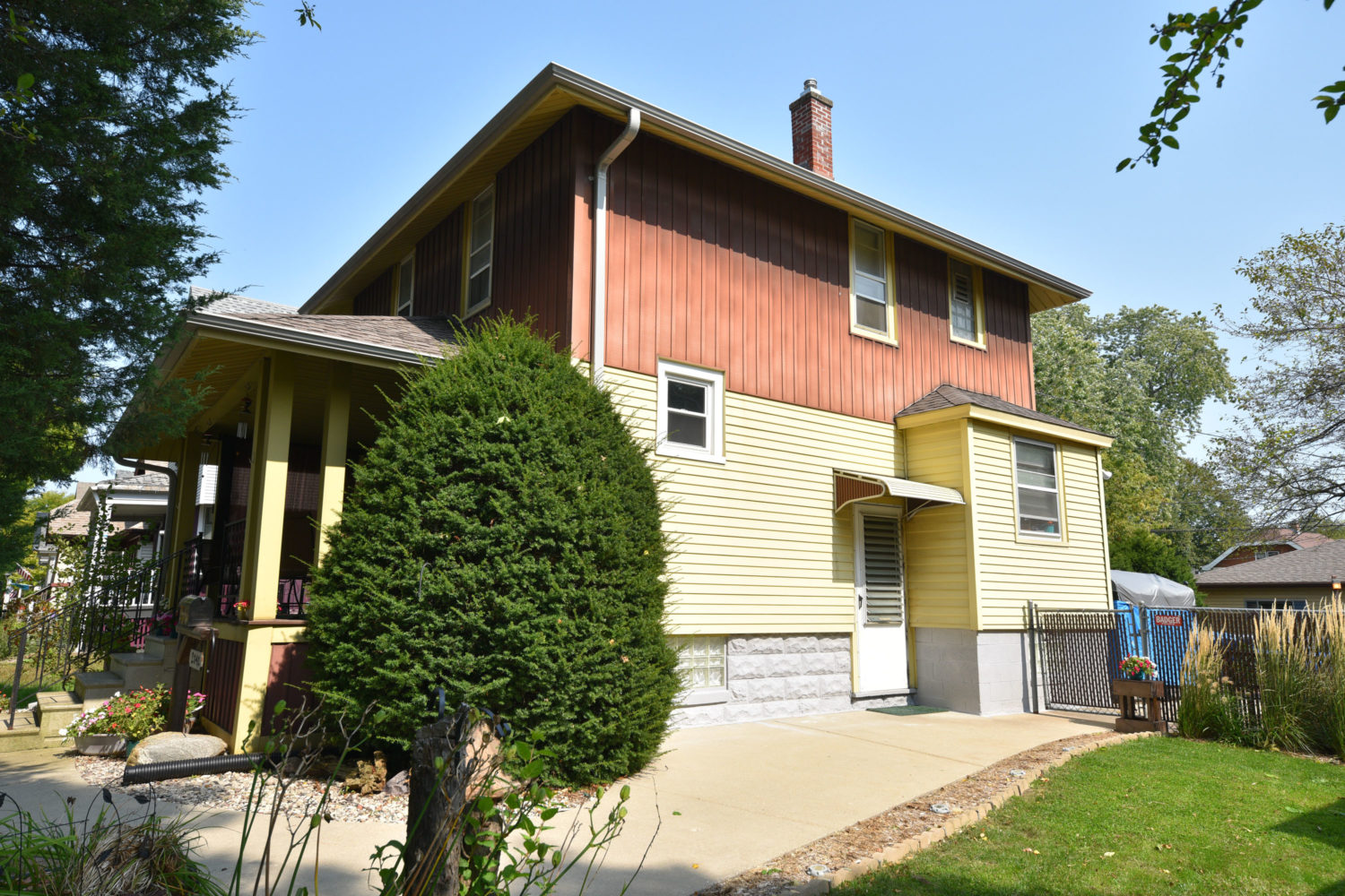 2040 S 79th St, West Allis, WI 53219 Firefly Real Estate