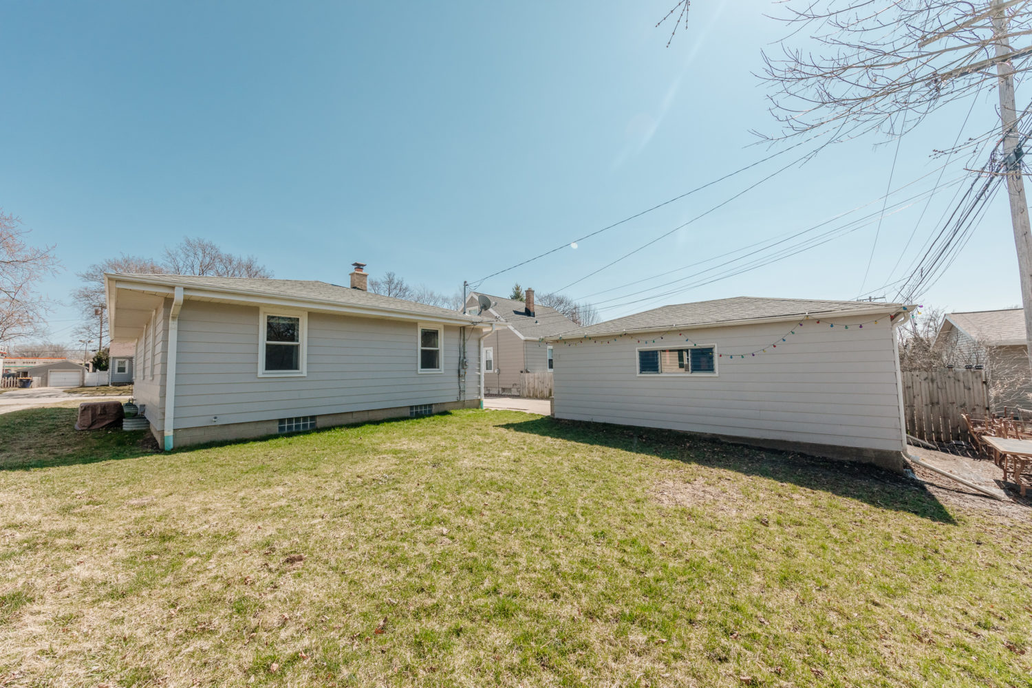 929 S. 109th St., West Allis, WI 53214 Firefly Real Estate