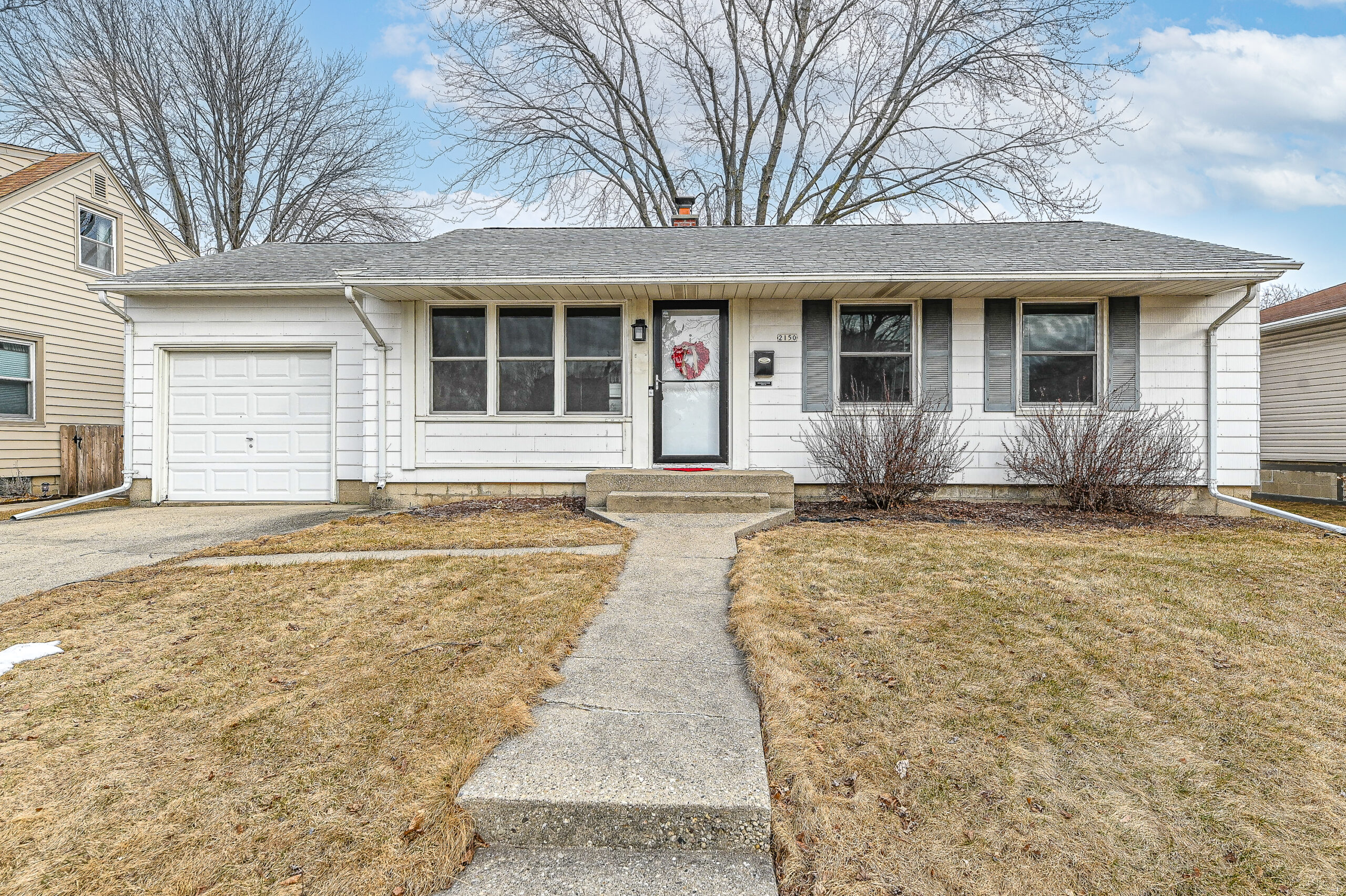  Home for Sale - 2150 S. 109th St. West Allis, WI 53227-1110