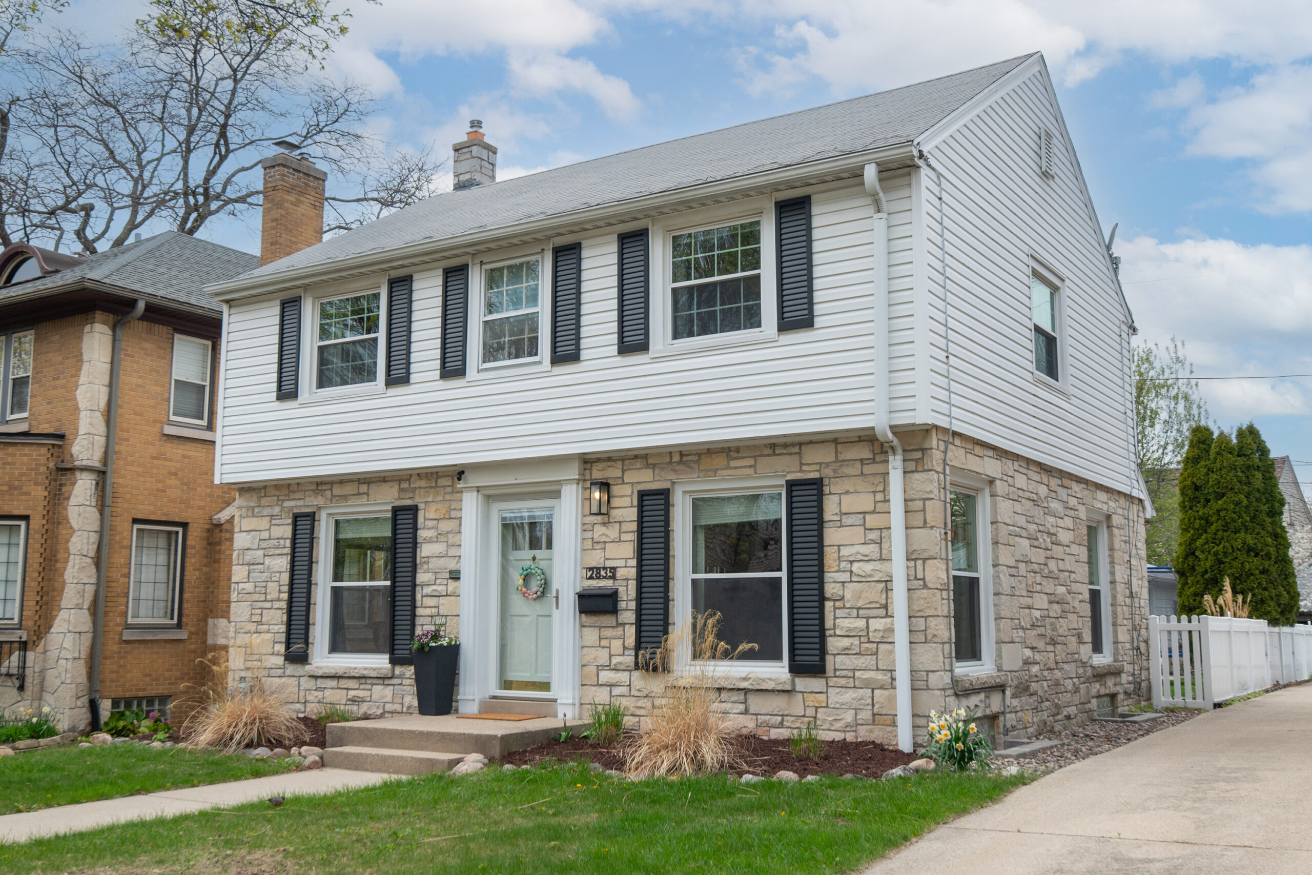  Home for Sale - 2835 N. Hartung Ave. Milwaukee, WI 53210-1341