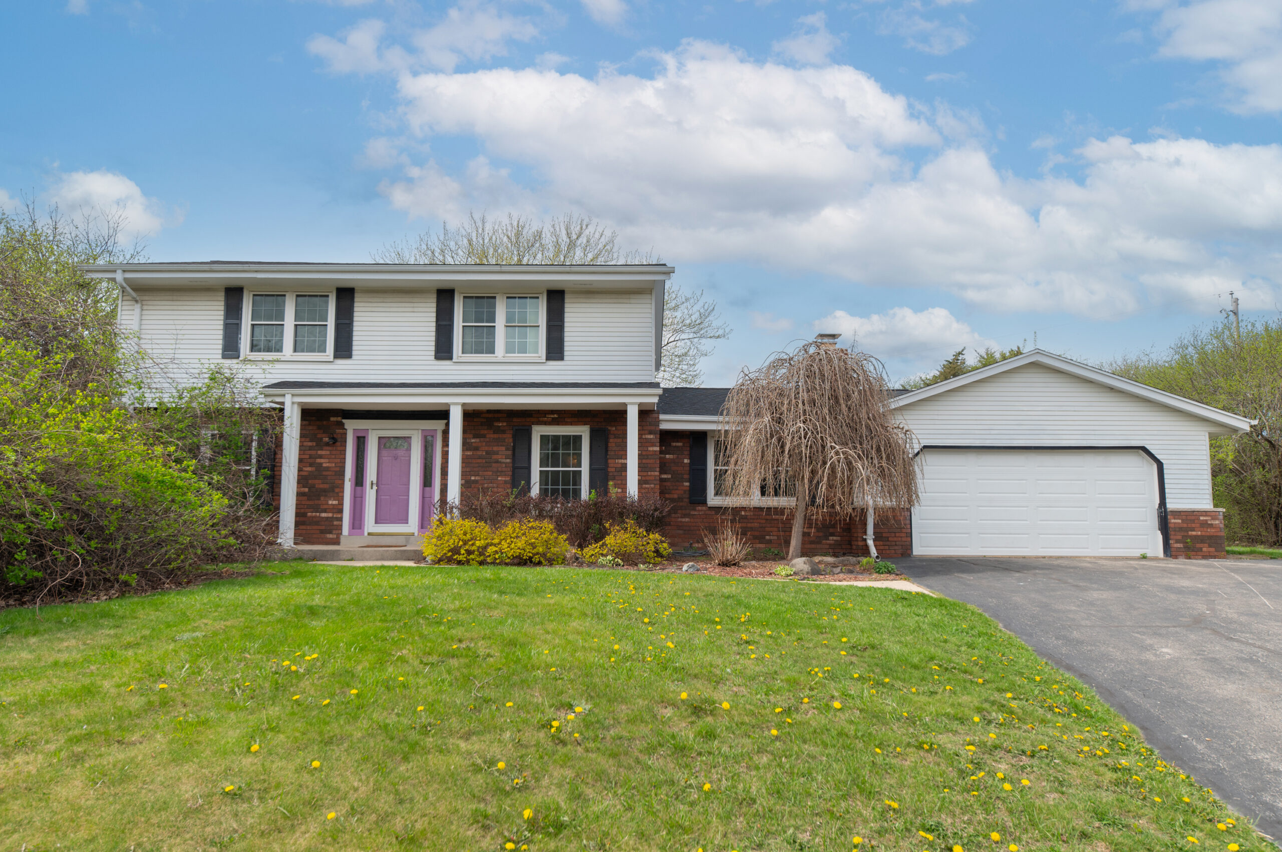  Home for Sale - 2621 Normandy Ct. Wauwatosa, WI 53226-1016