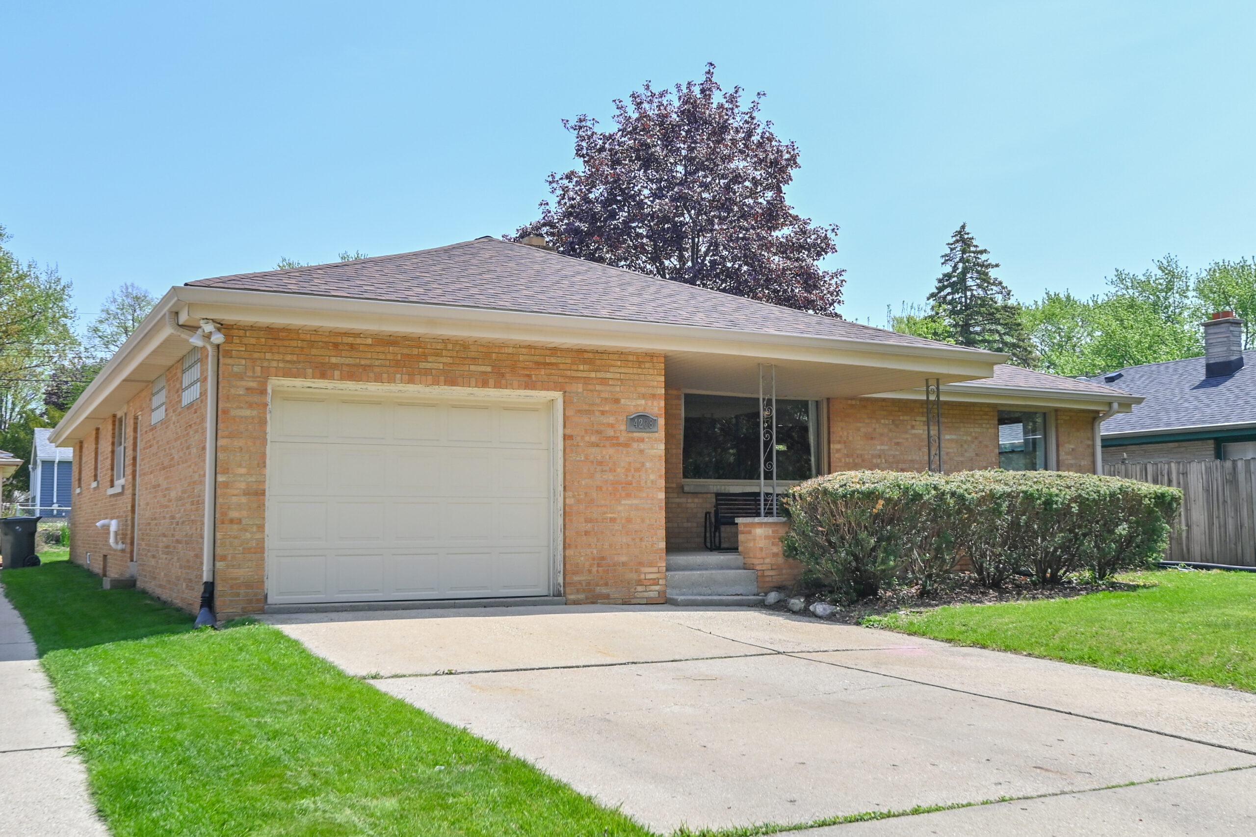  Home for Sale - 4238 N. 94th St. Wauwatosa, WI 53222-1515