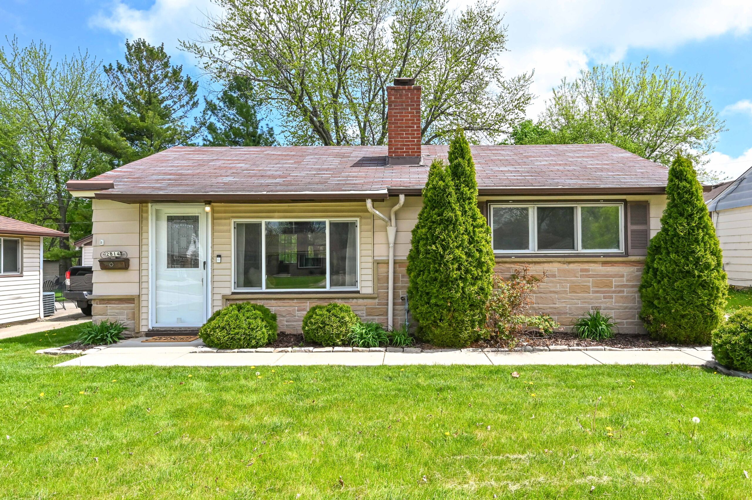  Home for Sale - 2814 S. 51st St. Milwaukee, WI 53219-3320