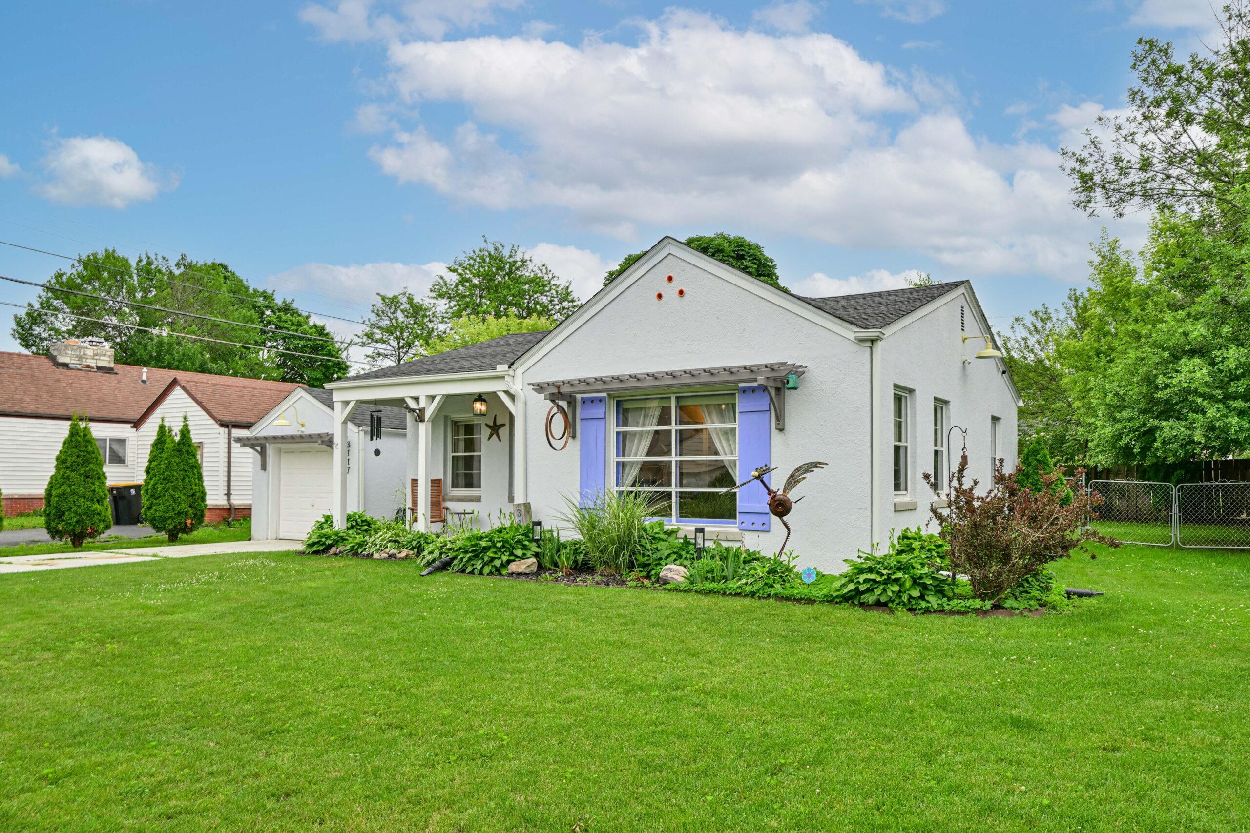  Home for Sale - 3117 N. Knoll Blvd. Wauwatosa, WI 53222-3358