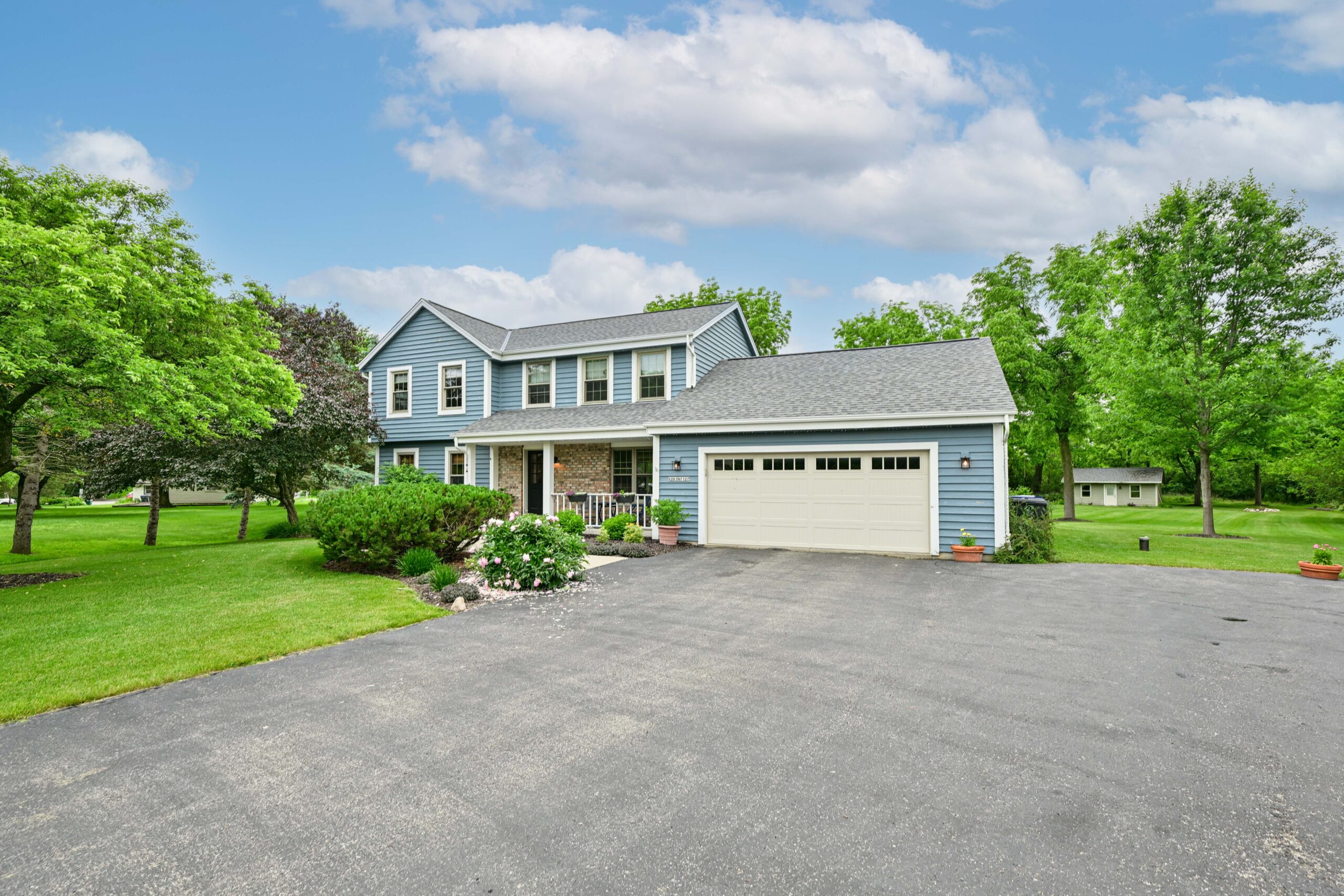  Home for Sale - W281N7127 Huntington Ct. Merton, WI 53029-9614