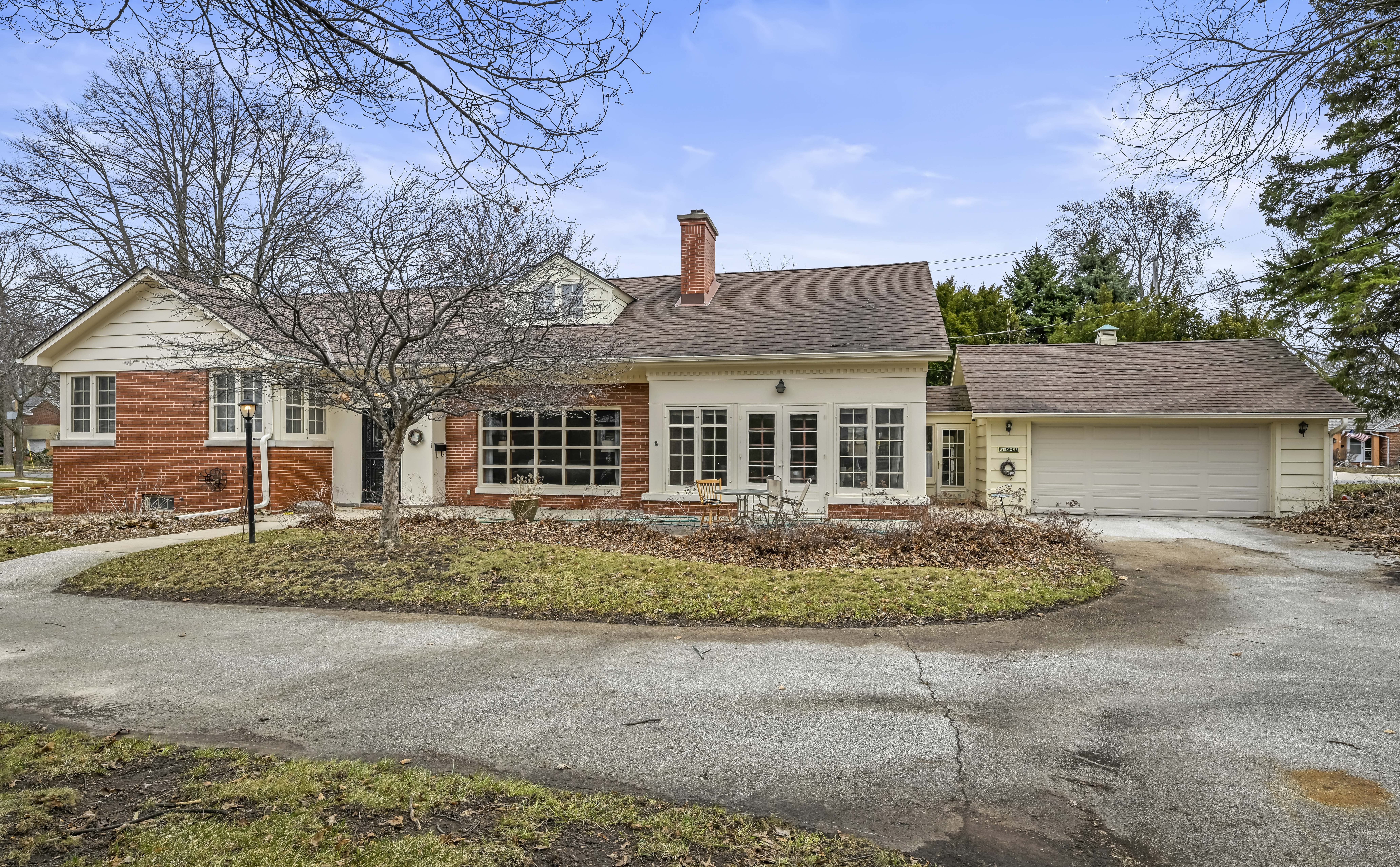  Home for Sale - 7009 Wellauer Dr Wauwatosa, WI 53213