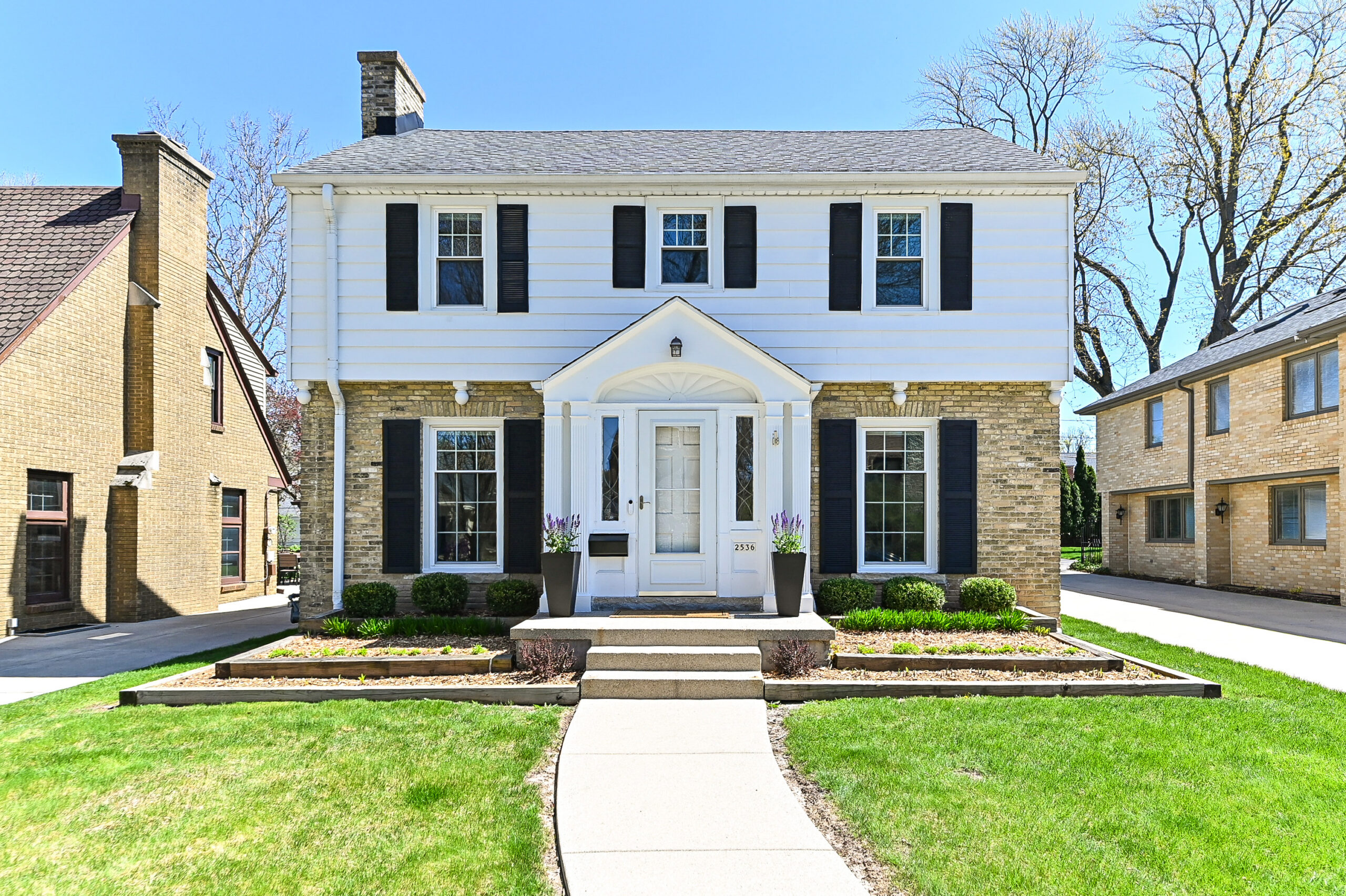  Home for Sale - 2536 N. 88th St. Wauwatosa, WI 53226-1958