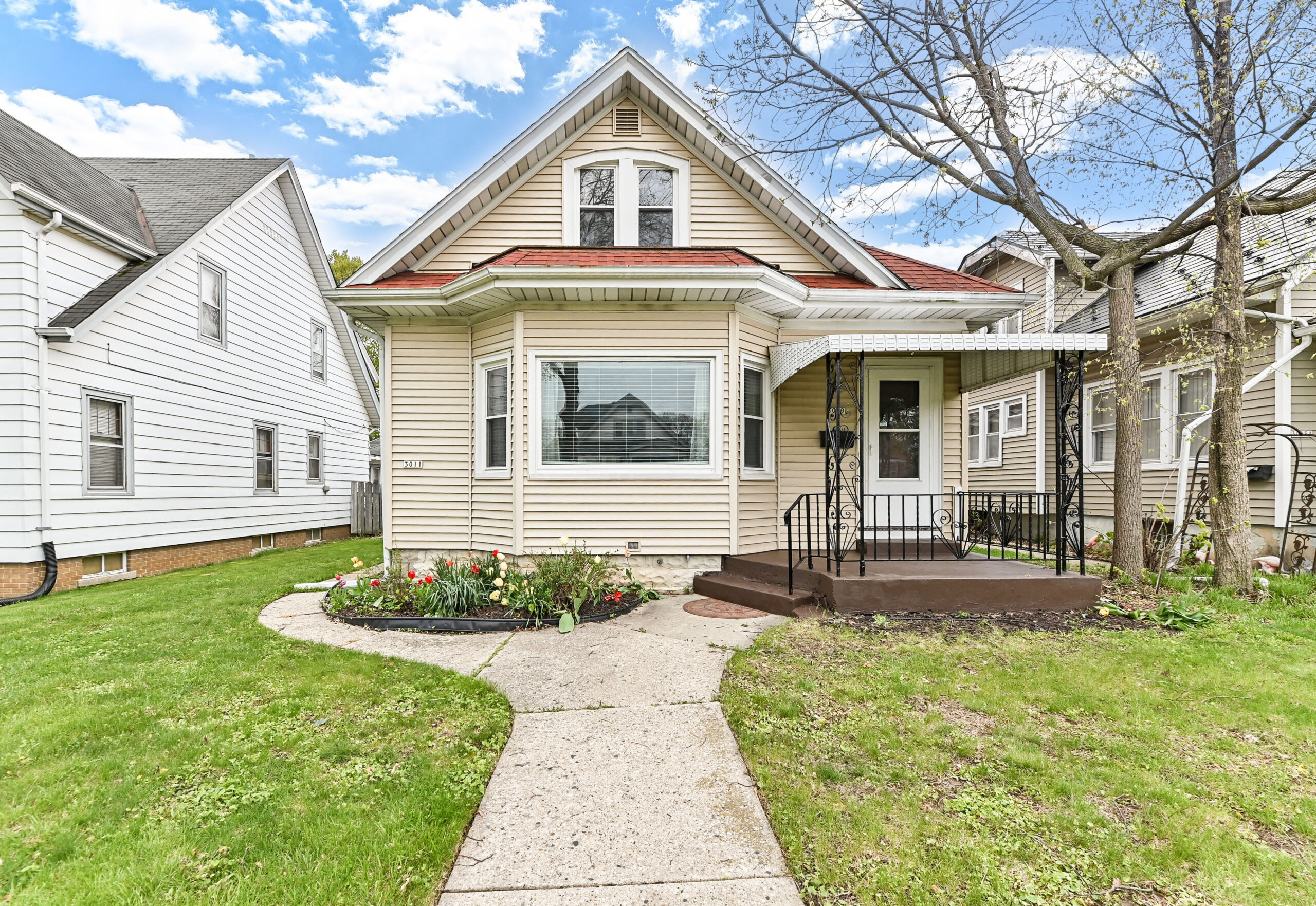 Home for Sale - 3009/3011 S. 48th St Milwaukee, WI 53219