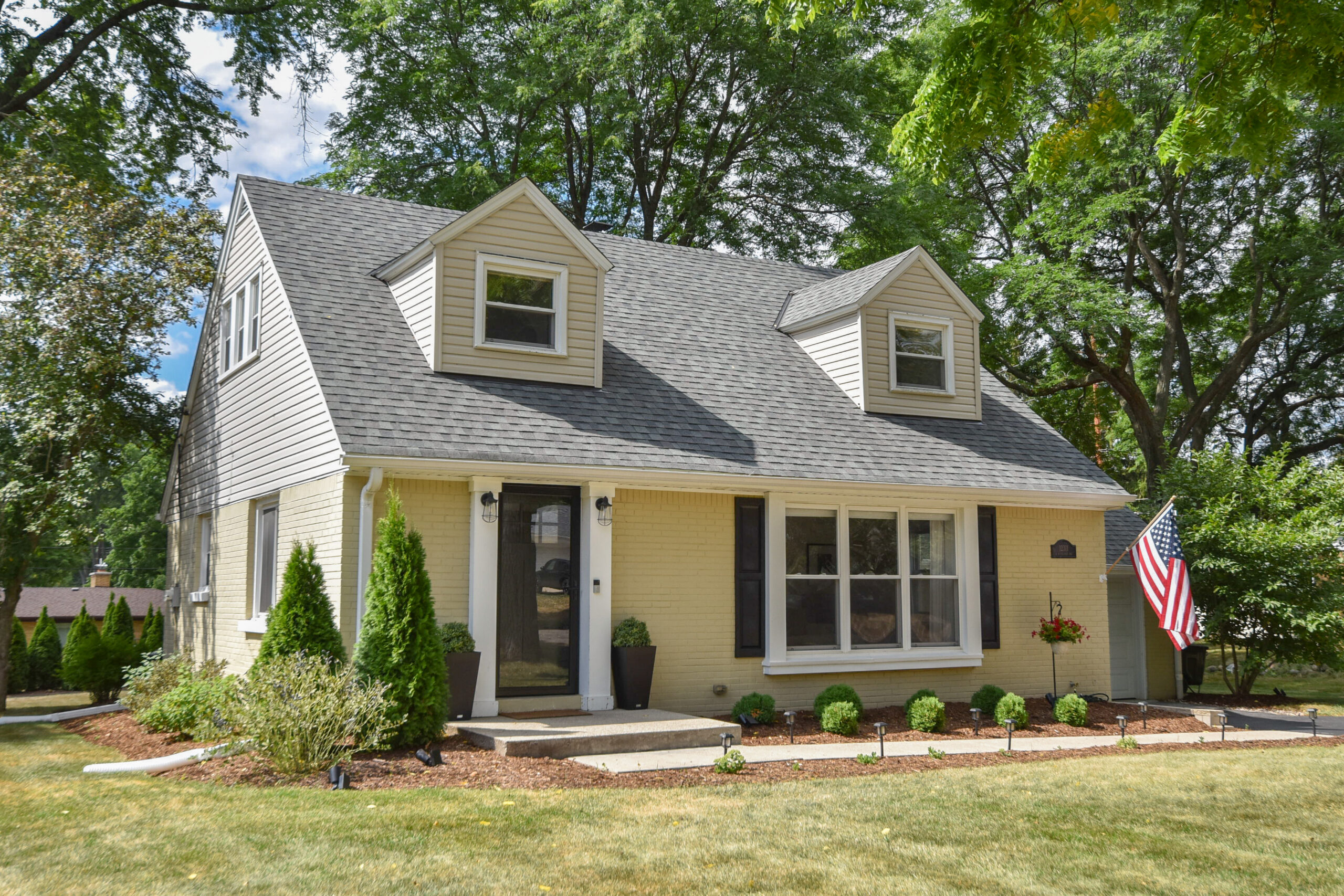  Home for Sale - 12311 W. Woodland Ave. Wauwatosa, WI 53226-2951