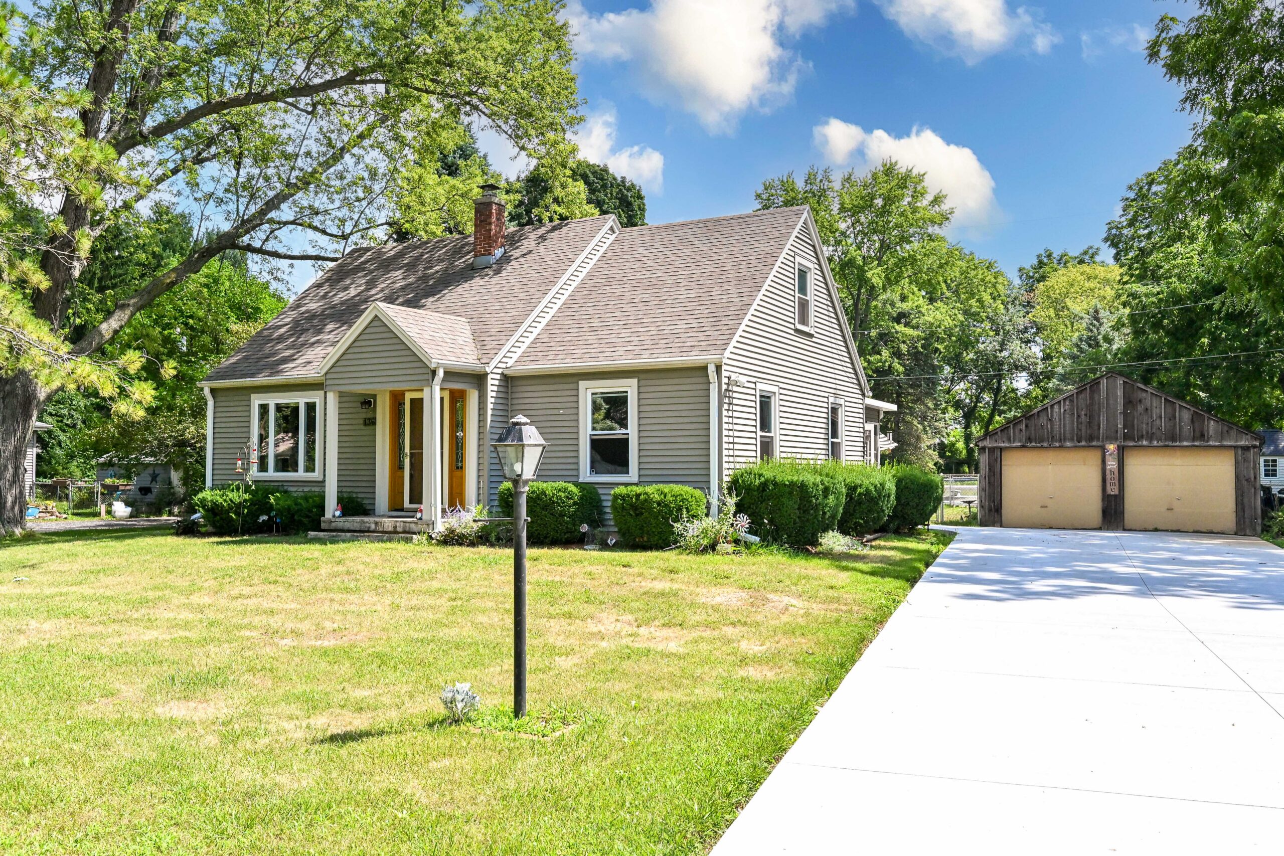  Home for Sale - 136 N 123rd Street Wauwatosa, WI 53226